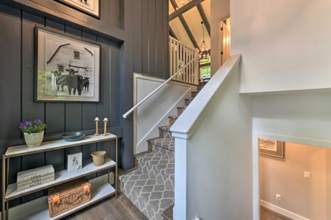 Trillium Home with Golf Course Views and Fireplaces! House in Lake Glenville