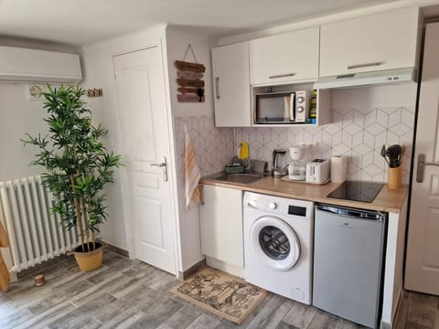 STUDIO SUNSET Apartment in Sausset-les-Pins