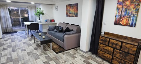 hello dole Apartment in Dole