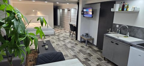 hello dole Apartment in Dole