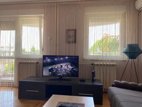 Hill Apartment Apartment in Belgrade