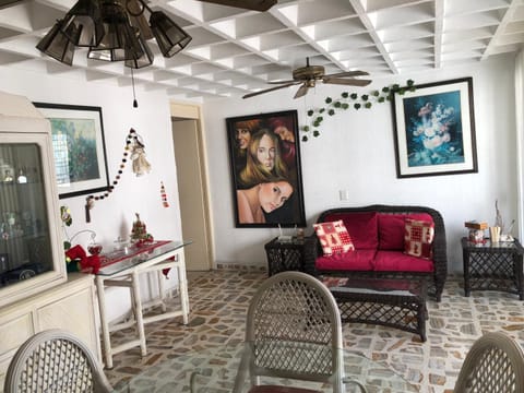 Departamento sobre Costera, 1min La Quebrada, 3m playas y yates Apartment in Acapulco