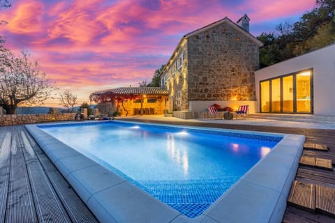 Property building, Swimming pool, Swimming pool, Sunset