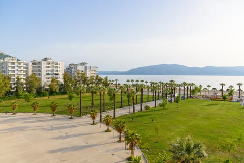 Garden, Sea view