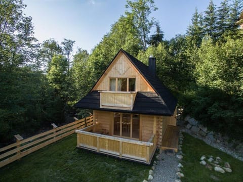 Facade/entrance, Natural landscape, BBQ facilities, Balcony/Terrace, Seating area, Garden view, children, Family, Family, Family