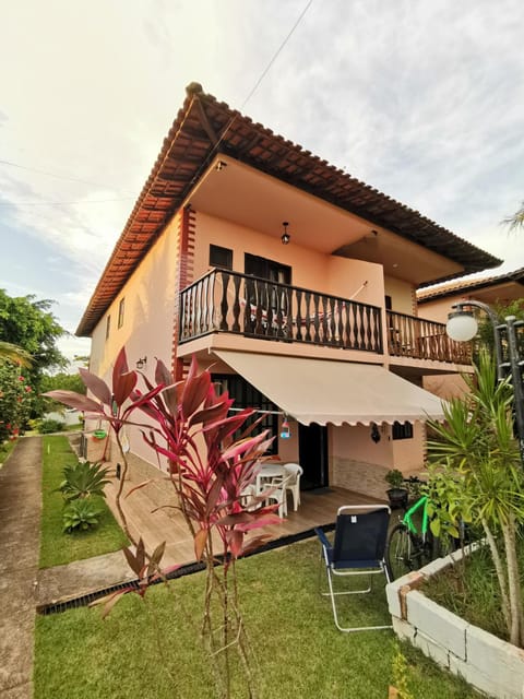 Flat Gorlaes House in Araruama
