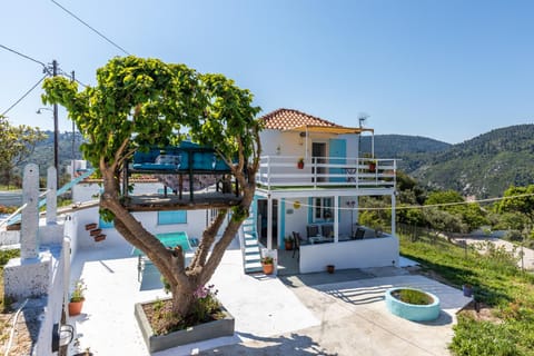 Property building, Natural landscape, Mountain view