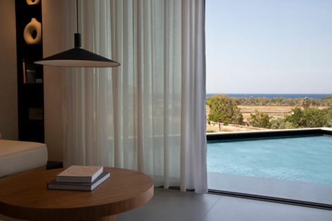 Day, Natural landscape, View (from property/room), Living room, Pool view, Sea view, Swimming pool