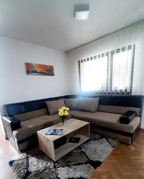 RAJSKA PTICA Apartment in Zlatibor District, Serbia