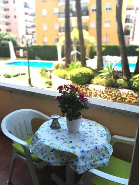 Day, Garden, View (from property/room), Balcony/Terrace, Garden view, Pool view, Swimming pool