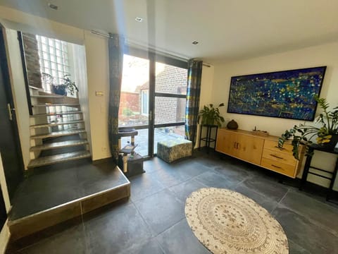 Loft atypique 192m2, terrasse, aux portes de Lille Villa in Flanders