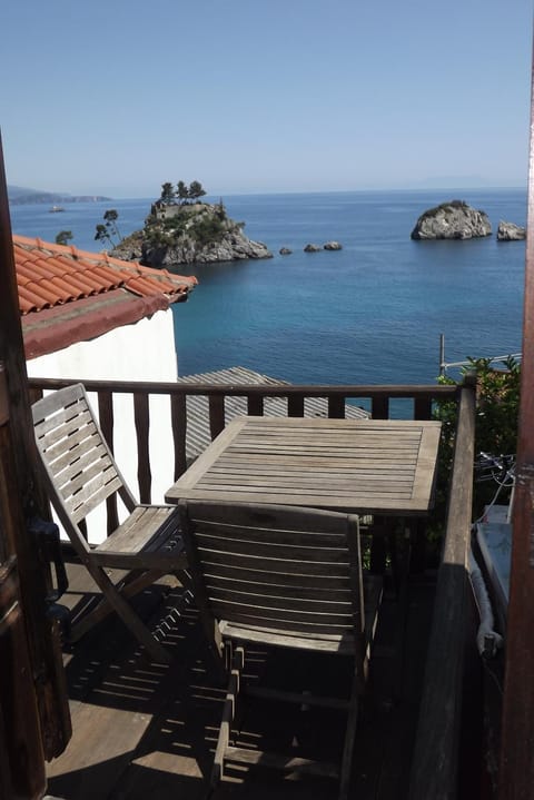 View (from property/room), Balcony/Terrace, Sea view