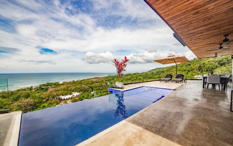 Sea view, Swimming pool