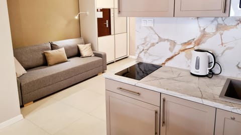 Kitchen or kitchenette, Seating area