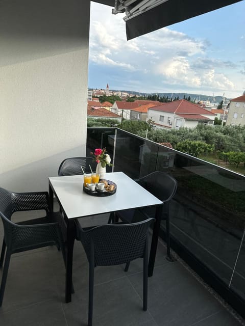 Day, View (from property/room), Balcony/Terrace