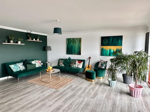 The Meadow, River view apartment Apartment in Inverness