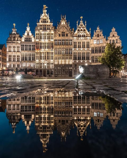 On our way to Antwerp, first stop Apartment in Antwerp