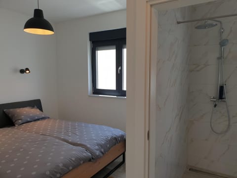 Apartman Retro with heated pool and gym for 8 Apartment in Murter