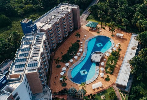 Property building, Natural landscape, Bird's eye view, Pool view