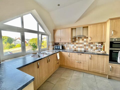 Barcelona House in Wales