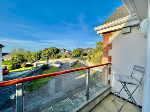 Barcelona House in Wales