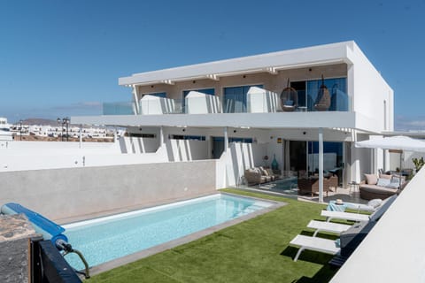 Pool view, Swimming pool, Swimming pool