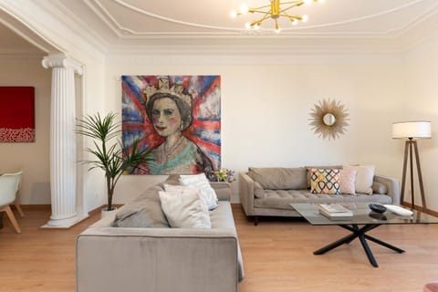 Living room, Decorative detail, Seating area