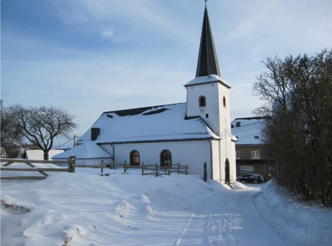 Zur alten schule House in Wallonia, Belgium