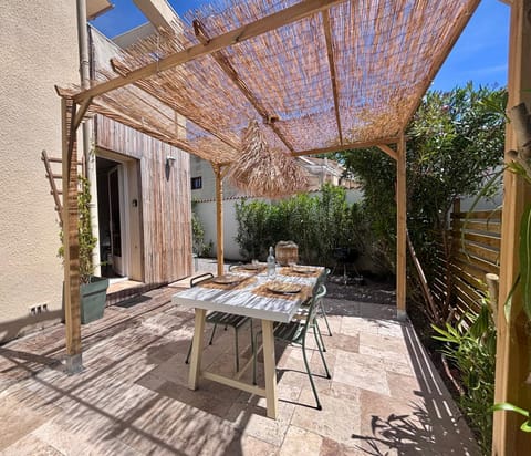 Patio, Garden