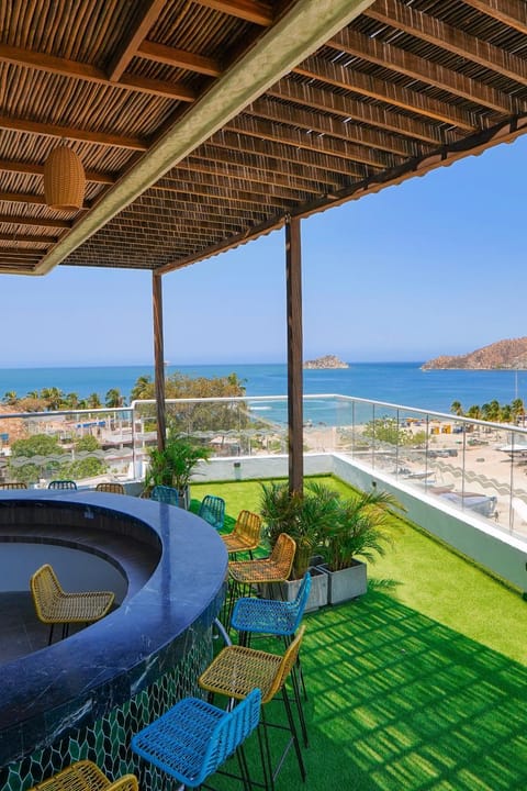Natural landscape, Garden, Balcony/Terrace, Balcony/Terrace, Evening entertainment, Sea view