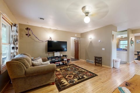 Buck's Crossing House in Petenwell Lake