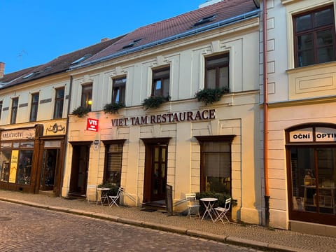 Property building, City view, Street view, Location