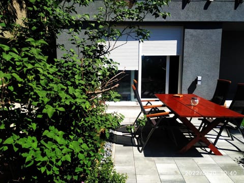 Patio, Balcony/Terrace