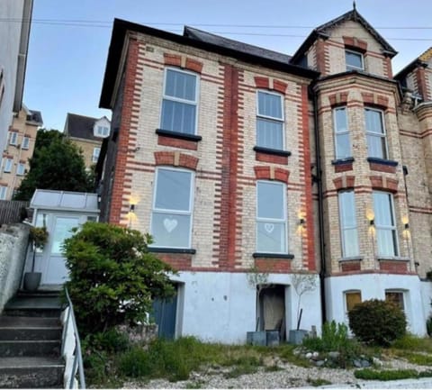 The Devonshire Villa Bed and Breakfast in Ilfracombe