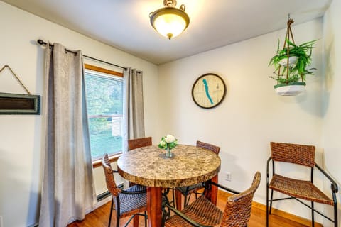 Walk to Owasco Lake Auburn Home with Hot Tub House in Cayuga Lake