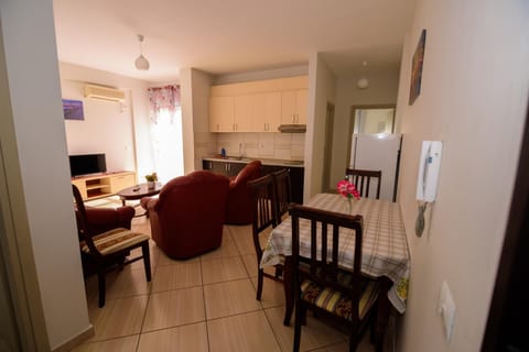 Harris&Arvien Apartment's Apartment in Vlorë