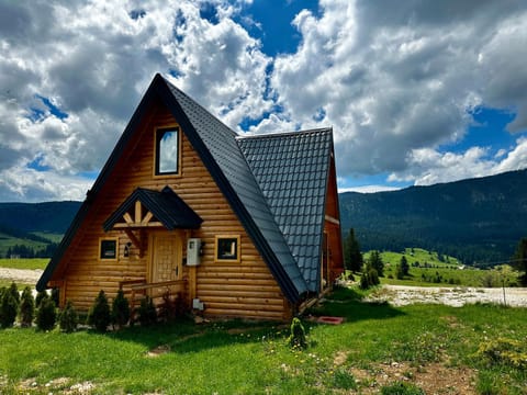 Property building, Spring, Day, Natural landscape, Mountain view