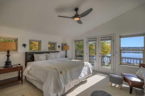 Pagosa Lakefront Home with Hot Tub, AandC, and Canoe! House in Pagosa Springs