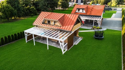Property building, Day, Garden, Garden view