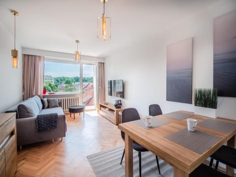 TV and multimedia, Balcony/Terrace, Living room, Seating area, locker