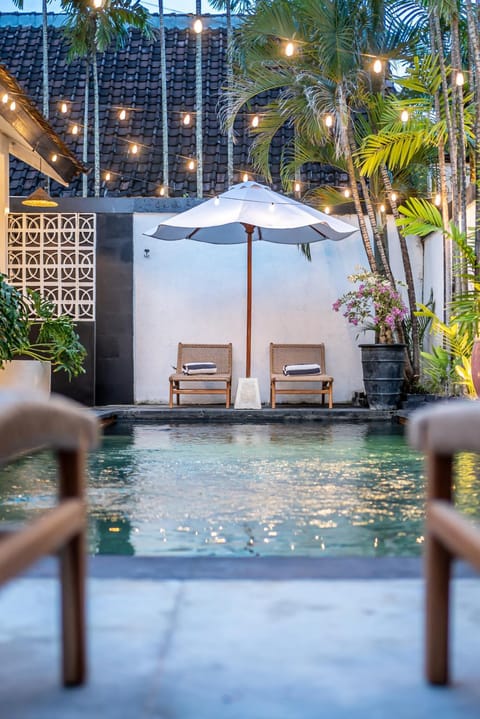 Pool view, Swimming pool, Swimming pool, sunbed, sunbed
