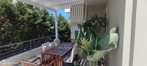 The Bright House a two-storey maisonette in Loutraki Villa in Euboea