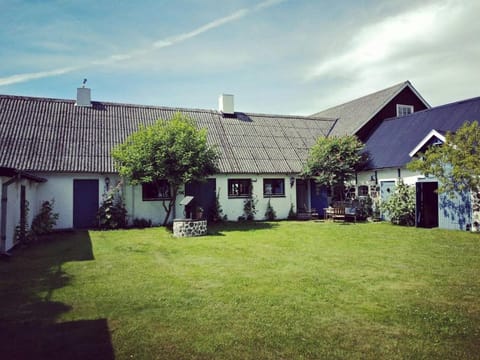 Property building, Garden, Garden view