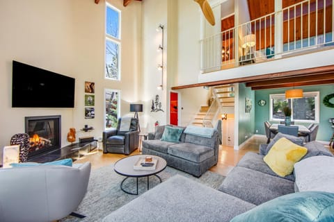 Timber Top Retreat House in Southern California