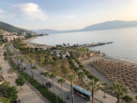 Sea view, Area and facilities