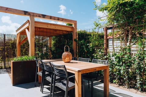Patio, Balcony/Terrace, Dining area