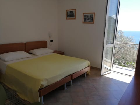 Affittacamere Beppe Bed and Breakfast in Finale Ligure