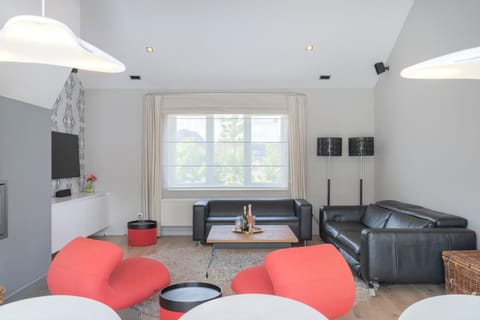 Ruime woning met grote omheinde tuin House in Flanders