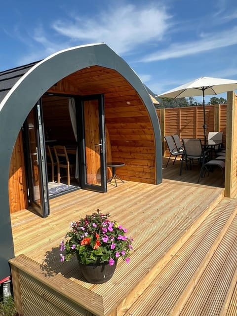 Fulshaw Mill Holidays Nature lodge in England