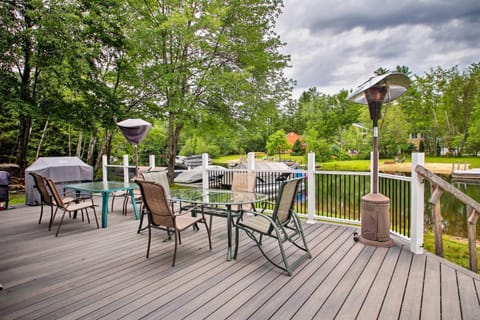 Waterfront Ashland Home about 2 Mi to Downtown! House in Ashland